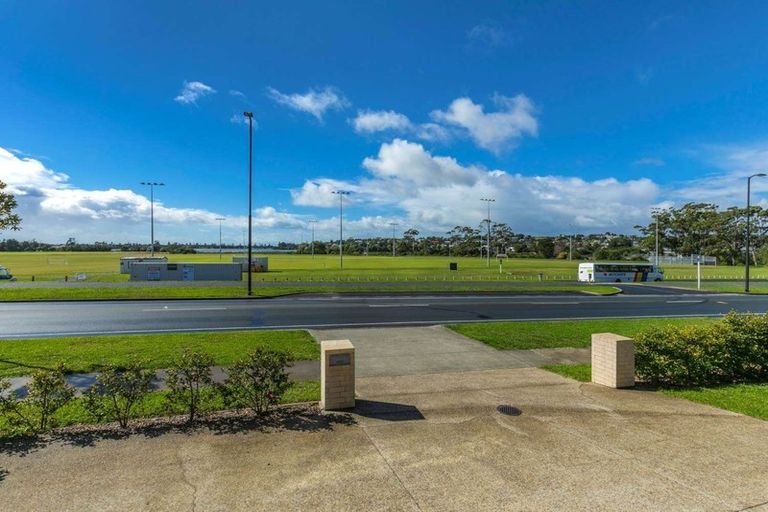 Photo of property in 197 Millwater Parkway, Silverdale, 0932