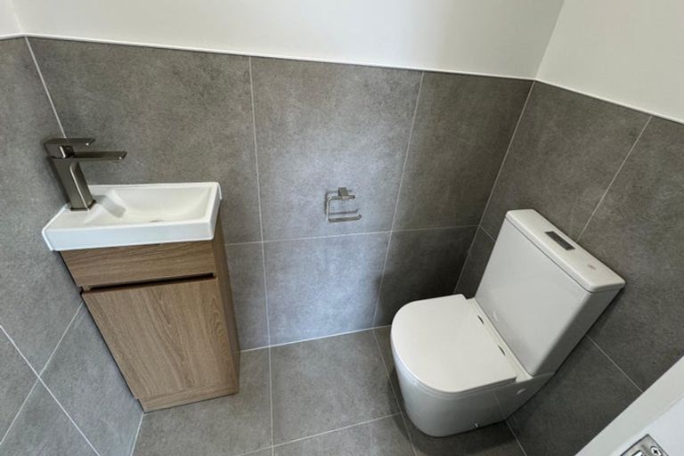 Photo of property in 1a Dreadon Avenue, Papatoetoe, Auckland, 2025