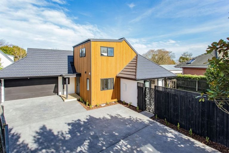 Photo of property in 71b Wairakei Road, Bryndwr, Christchurch, 8052