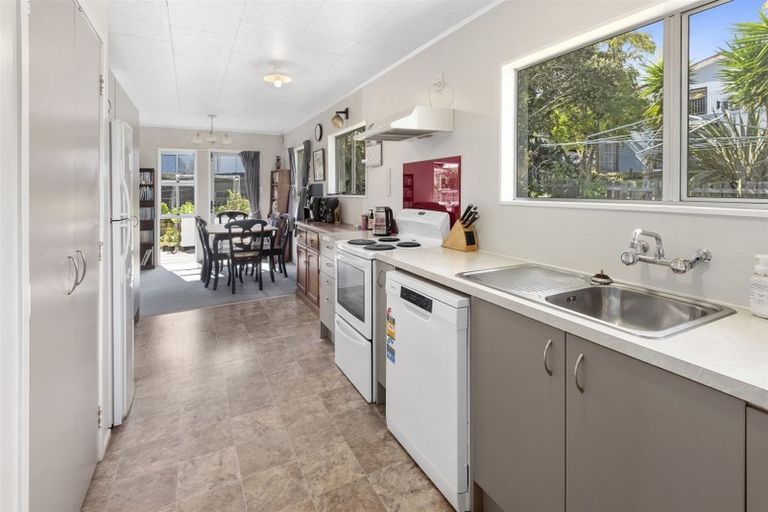 Photo of property in 61 Ross Street, Onerahi, Whangarei, 0110