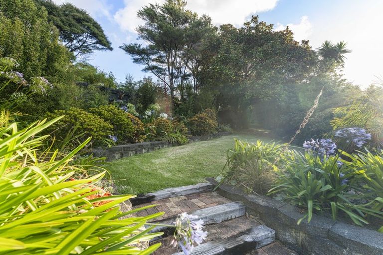 Photo of property in 23 Crows Road, Swanson, Auckland, 0614