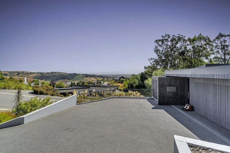 Photo of property in 20 Kiteroa Place, Cashmere, Christchurch, 8022