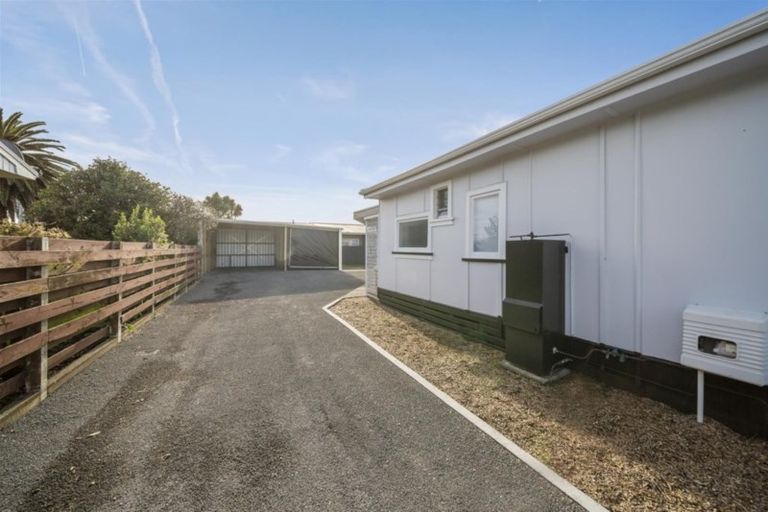Photo of property in 59 Camberwell Road, Hawera, 4610