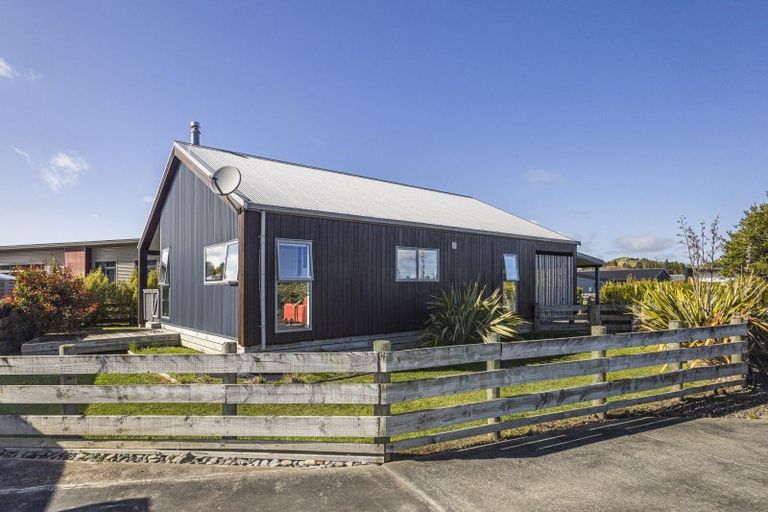 Photo of property in 1 Kanuka Way, Ohakune, 4625
