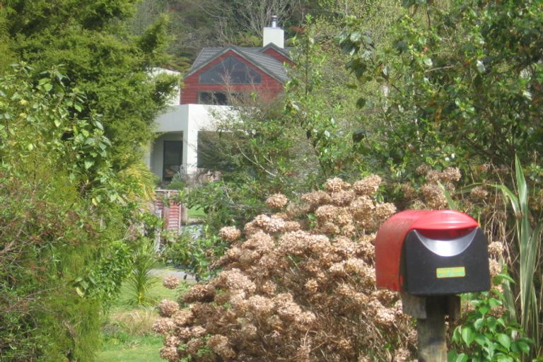 Photo of property in 4 Summit Road, Lake Okareka, Rotorua, 3076