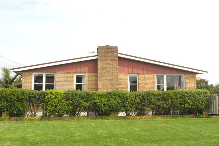 Photo of property in 85 Leslie Street, Waitara, 4320