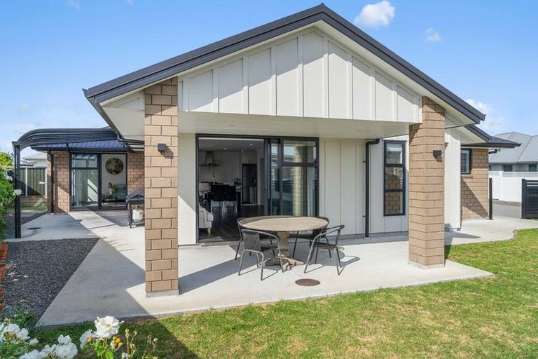 Photo of property in 3 Cotula Way, Papamoa Beach, Papamoa, 3118