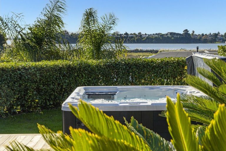 Photo of property in 15 Kirkhill Close, Bethlehem, Tauranga, 3110