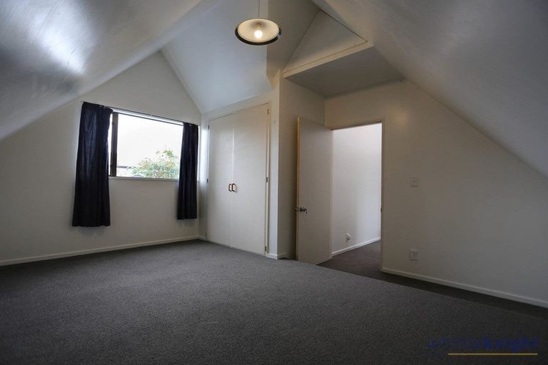 Photo of property in 2/4 Montana Avenue, Ilam, Christchurch, 8041