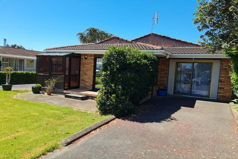 Photo of property in 12 Riverside Road, Orewa, 0931