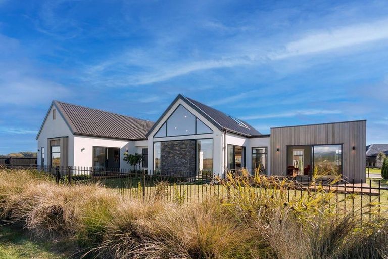 Photo of property in 39 Kaitorete Drive, Lincoln, 7608