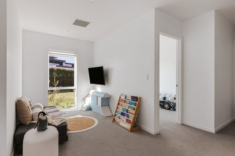 Photo of property in 30 Colpoma Close, Papamoa Beach, Papamoa, 3118