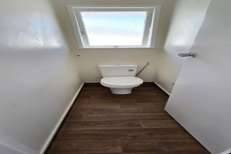 Photo of property in 12 Ruawai Road, Mount Wellington, Auckland, 1060