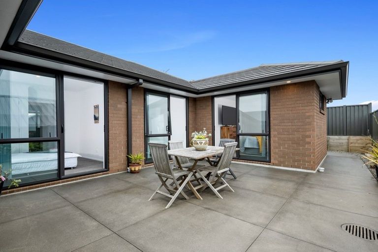 Photo of property in 2 Te Ranga Memorial Drive, Pyes Pa, Tauranga, 3112