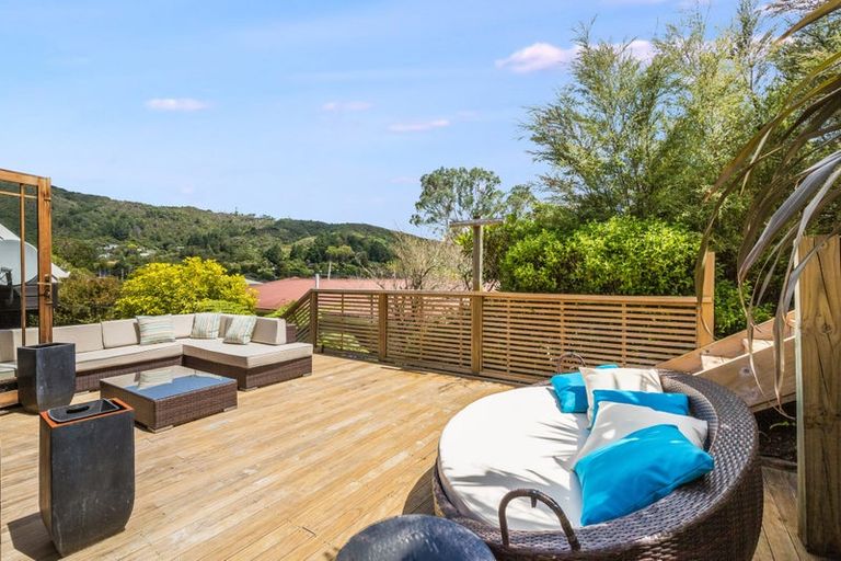 Photo of property in 7 Lowry Crescent, Stokes Valley, Lower Hutt, 5019