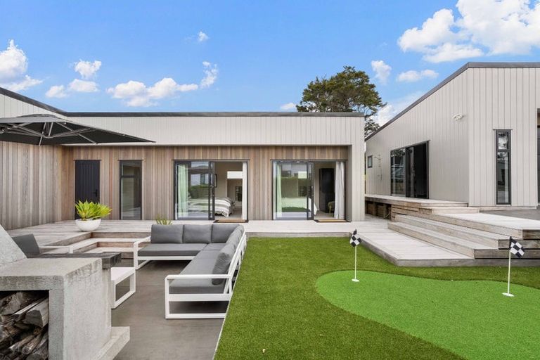 Photo of property in 34 North Ridge Drive, Pauanui, 3579