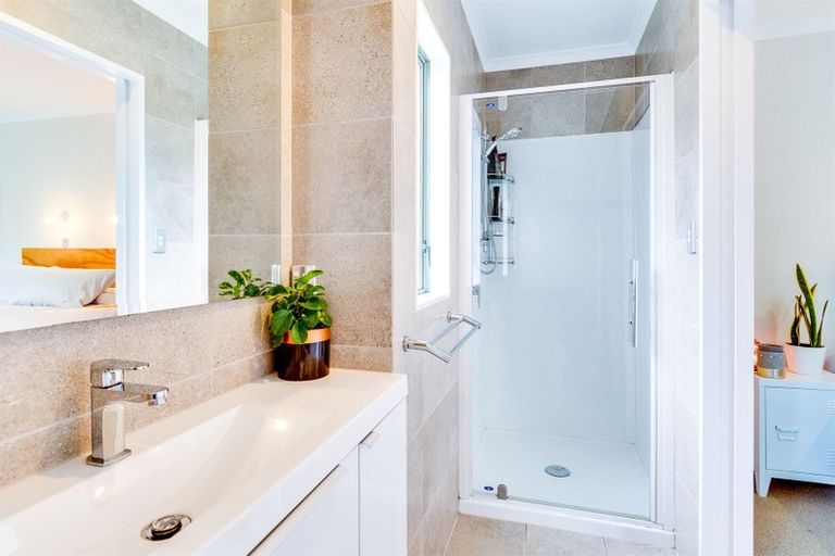 Photo of property in 14 Gill Road, Bay View, Napier, 4104