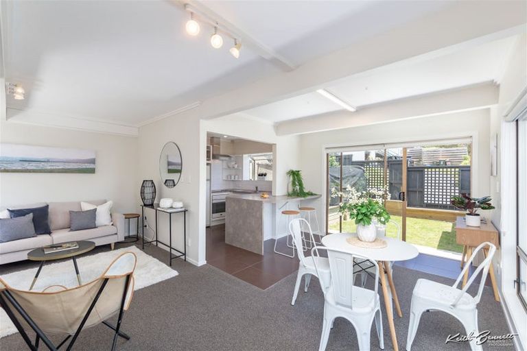 Photo of property in 31 Acacia Avenue, Maungaraki, Lower Hutt, 5010