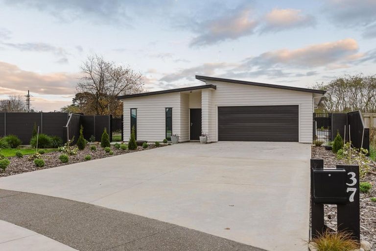 Photo of property in 37 Marine Corps Drive, Solway, Masterton, 5810
