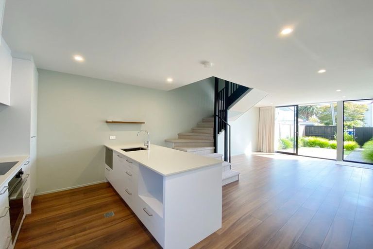 Photo of property in 3/30 Otley Street, Christchurch Central, Christchurch, 8013