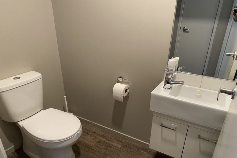 Photo of property in 4/114 Old Farm Road, Hamilton East, Hamilton, 3216