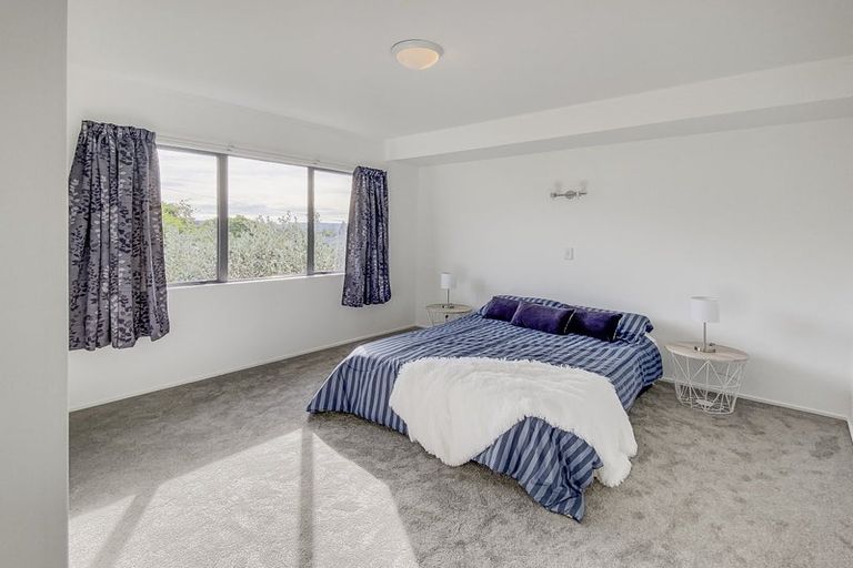 Photo of property in 22 Tui Crescent, Maunu, Whangarei, 0110