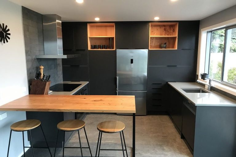 Photo of property in 39a Mantell Street, Seatoun, Wellington, 6022