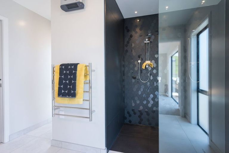 Photo of property in 16 Ledger Road, Atawhai, Nelson, 7010