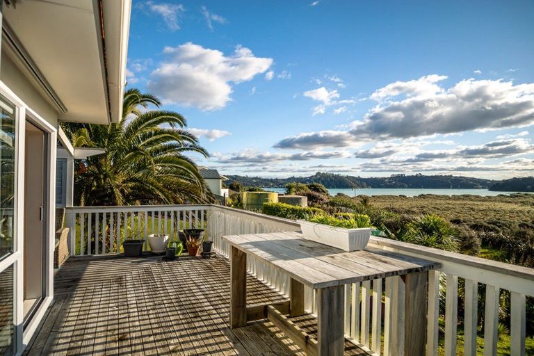 Photo of property in 3 Lichen Grove, Russell, 0272