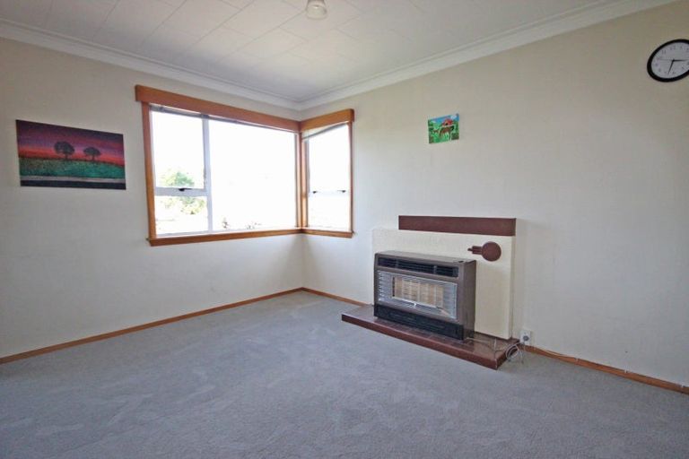 Photo of property in 3 Graham Place, West End, Palmerston North, 4410