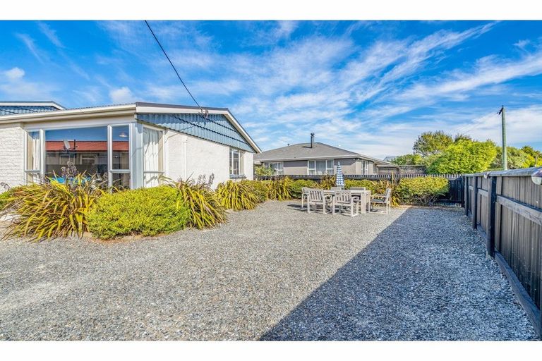 Photo of property in 10 Robert Street, Otatara, Invercargill, 9879