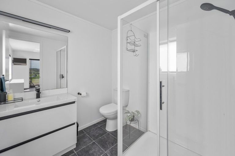 Photo of property in 49 Seafield Road, Eskdale, Napier, 4182