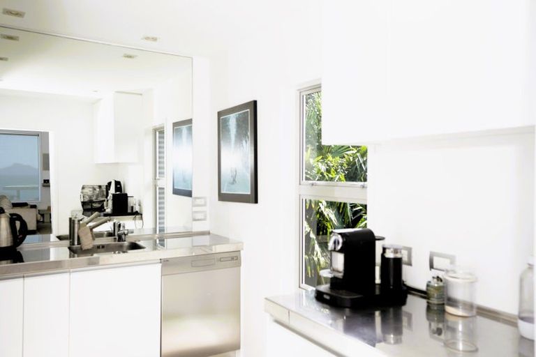 Photo of property in 15 Lang Road, Langs Beach, Waipu, 0582