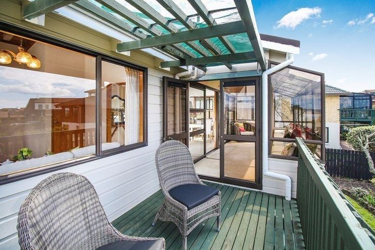 Photo of property in 56 Cockle Bay Road, Cockle Bay, Auckland, 2014