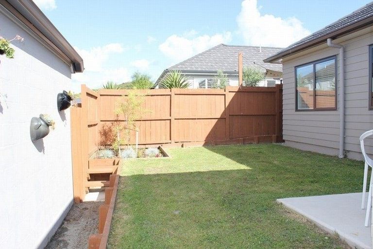 Photo of property in 22 Lanyard Street, Pyes Pa, Tauranga, 3112