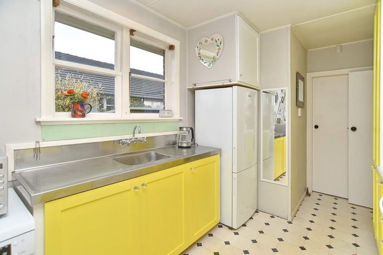 Photo of property in 17 Uxbridge Street, Northcote, Christchurch, 8052