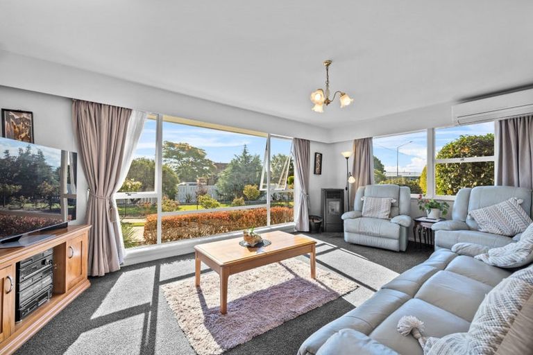 Photo of property in 150 Grimseys Road, Redwood, Christchurch, 8051