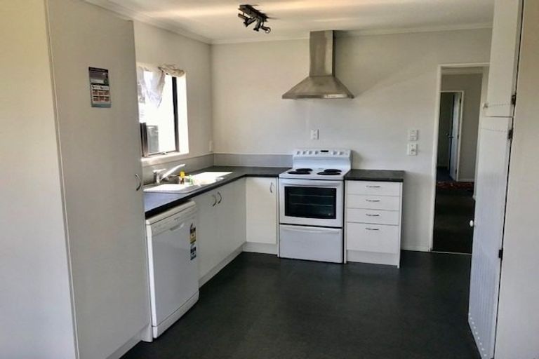 Photo of property in 2/141 Windermere Drive, Poike, Tauranga, 3112