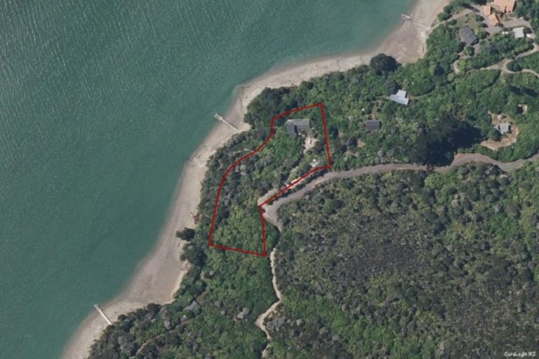 Photo of property in 712 Moetapu Bay Road, Moetapu Bay, Picton, 7282