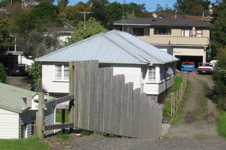 Photo of property in 21 Glenorchy Street, Glen Eden, Auckland, 0602