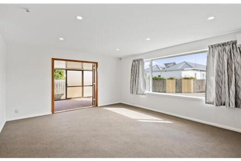 Photo of property in 63 Elizabeth Street, Riccarton, Christchurch, 8041