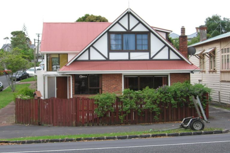 Photo of property in 35 Williamson Avenue, Grey Lynn, Auckland, 1021