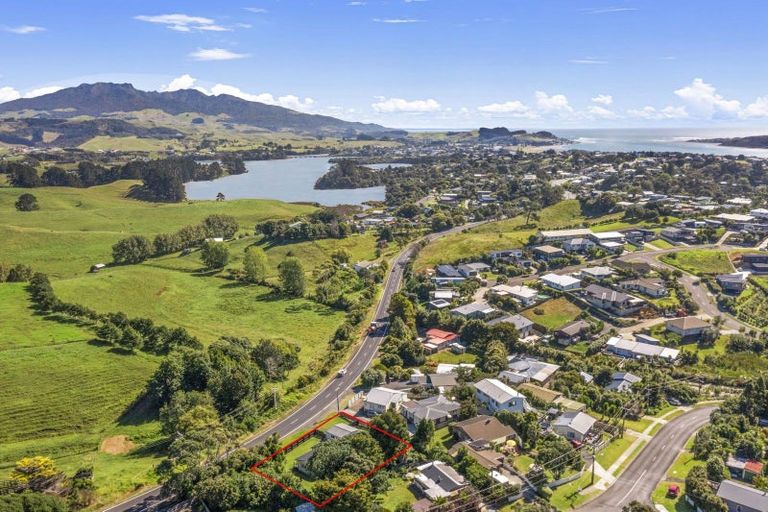 Photo of property in 54 Main Road, Raglan, 3225