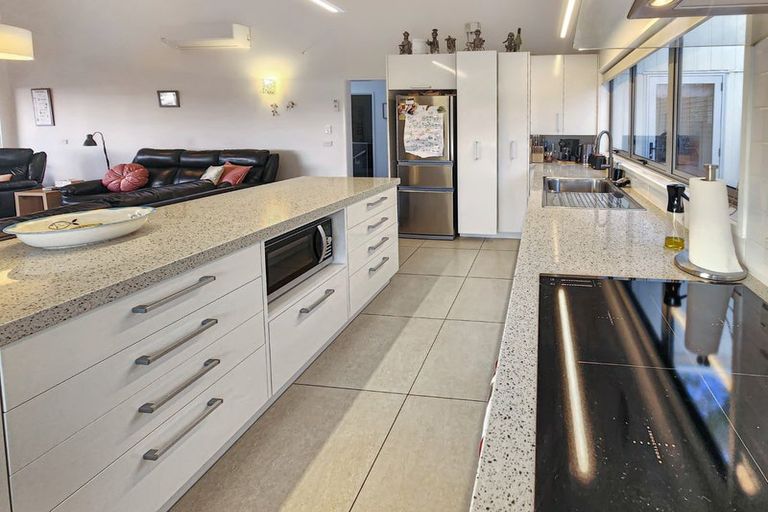 Photo of property in 29 Burns Road, Hospital Hill, Napier, 4110