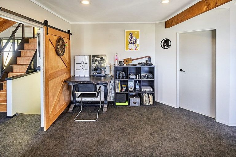 Photo of property in 25 Tukanae Street, Strathmore Park, Wellington, 6022