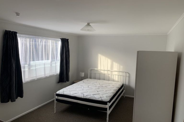 Photo of property in 3 Bella Grove, Naenae, Lower Hutt, 5011