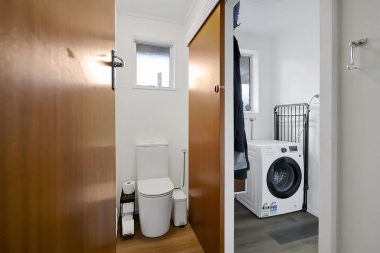 Photo of property in 3b Bideford Street, Brooklands, New Plymouth, 4310