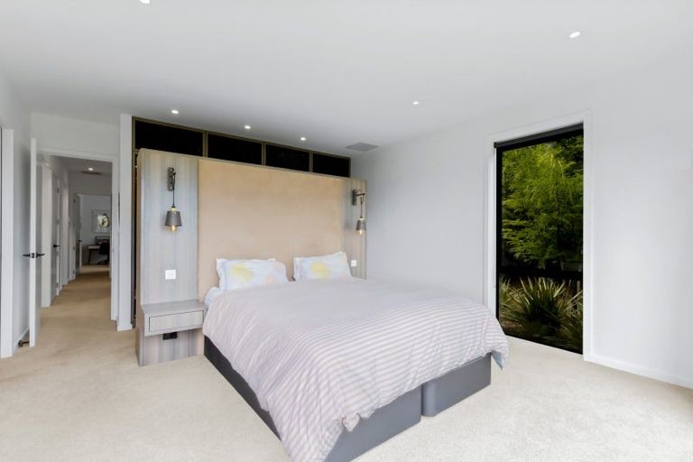 Photo of property in 58 Falconer Rise, Jacks Point, Queenstown, 9371