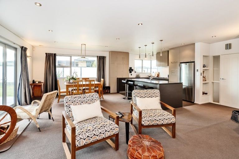 Photo of property in 50 Hoffman Court, Waikiwi, Invercargill, 9810