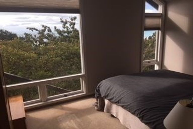 Photo of property in 116 Moncks Spur Road, Redcliffs, Christchurch, 8081